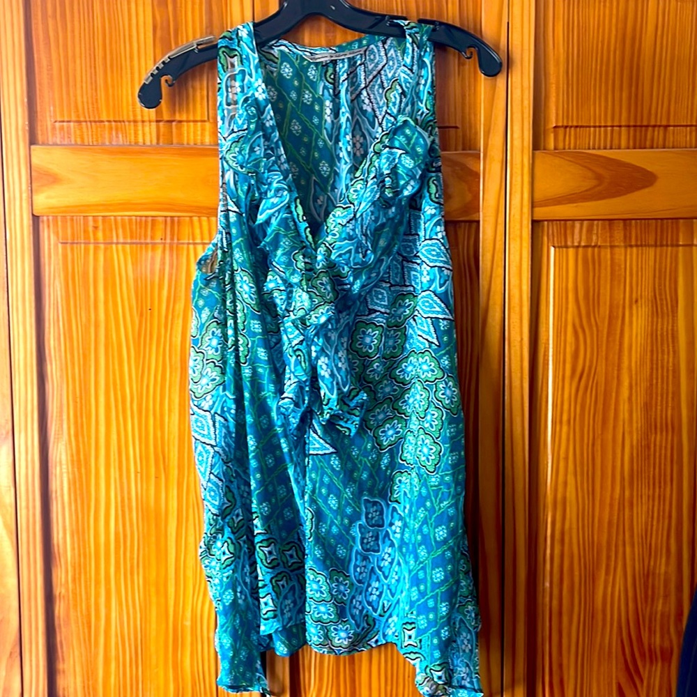 Signature tank top by Larry Levine. Multicolor, light weight. 100% polyester.